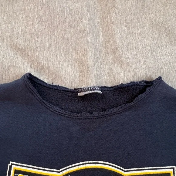 Vintage Michigan Wolverines 1997 National Champions Sweater - Picture 2 of 3